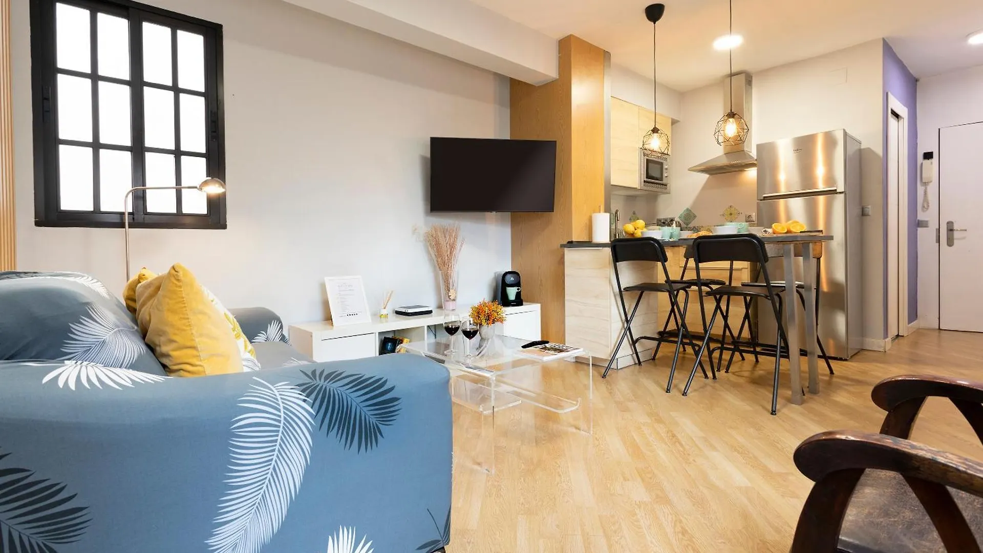 Coqueto Apartamento Junto A Calle Larios By Rent Me Малага Испания